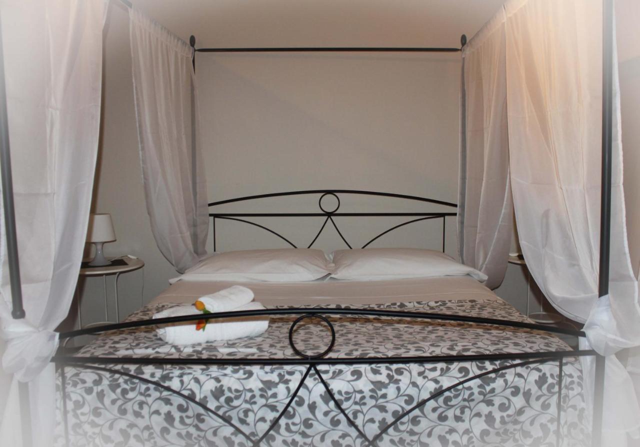 I 2 Puttini Bed & Breakfast Catania Bagian luar foto