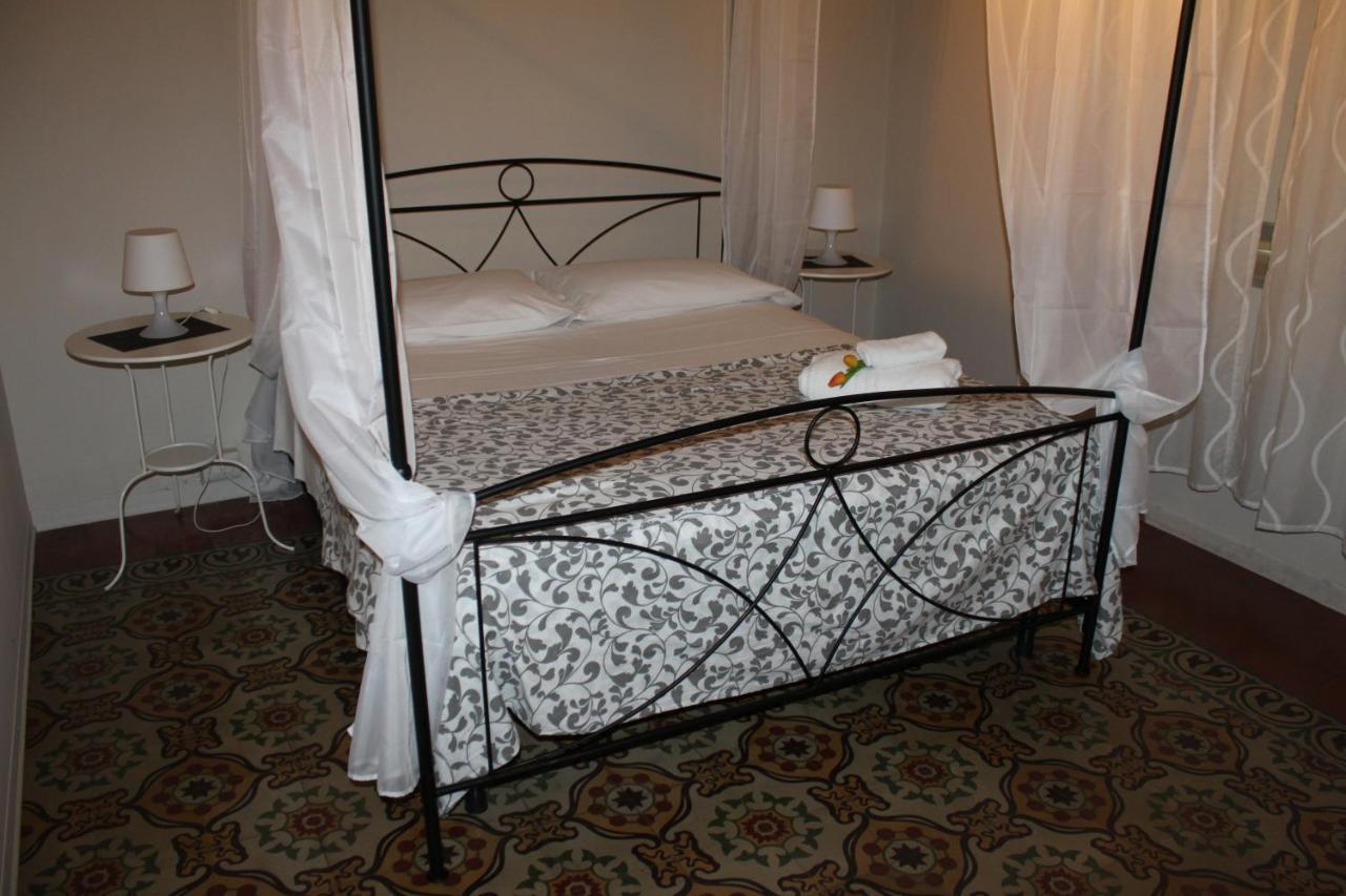 I 2 Puttini Bed & Breakfast Catania Bagian luar foto