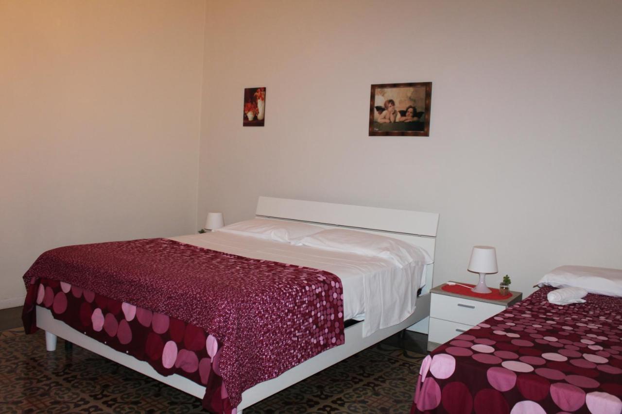 I 2 Puttini Bed & Breakfast Catania Bagian luar foto