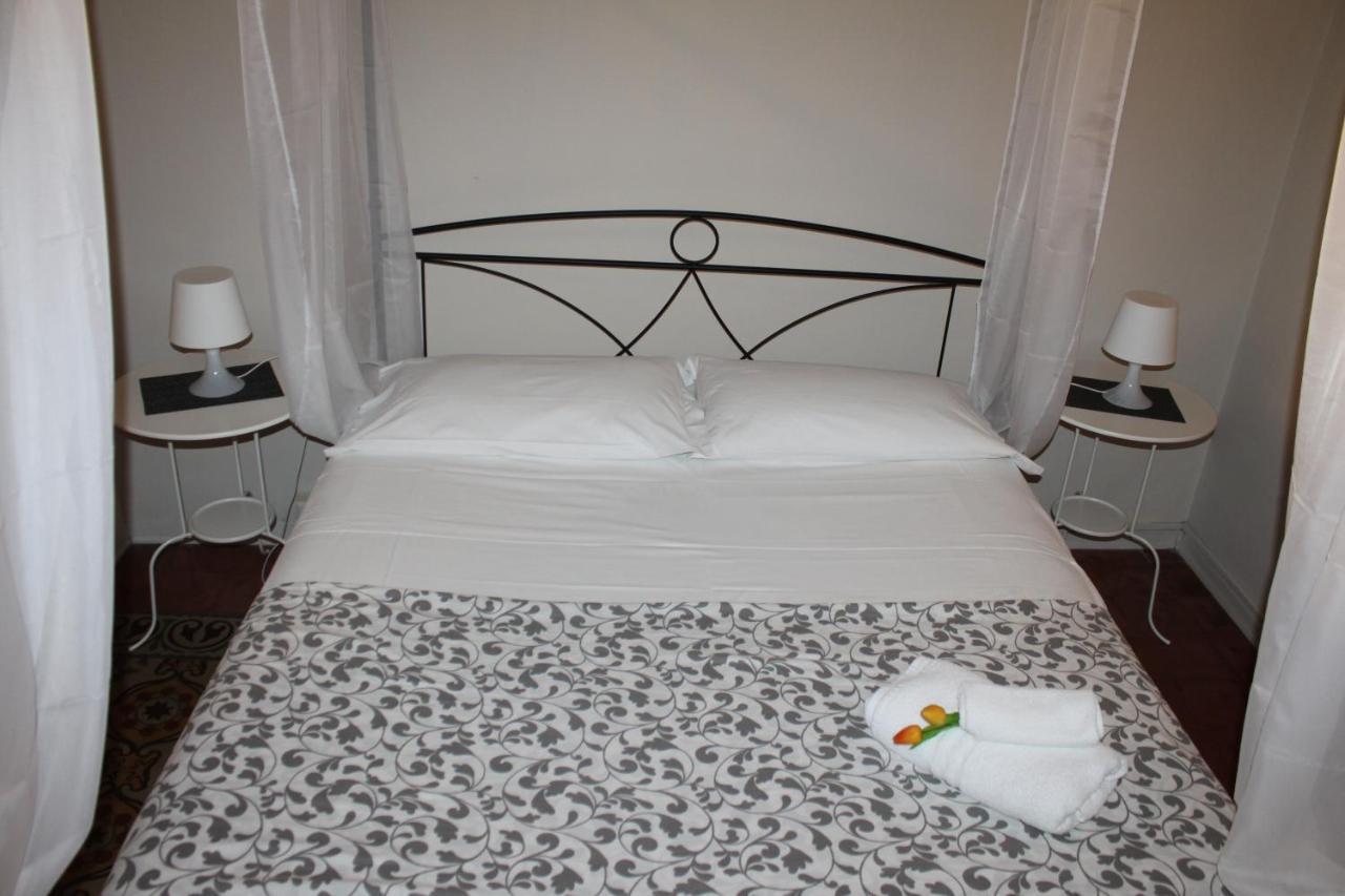 I 2 Puttini Bed & Breakfast Catania Bagian luar foto