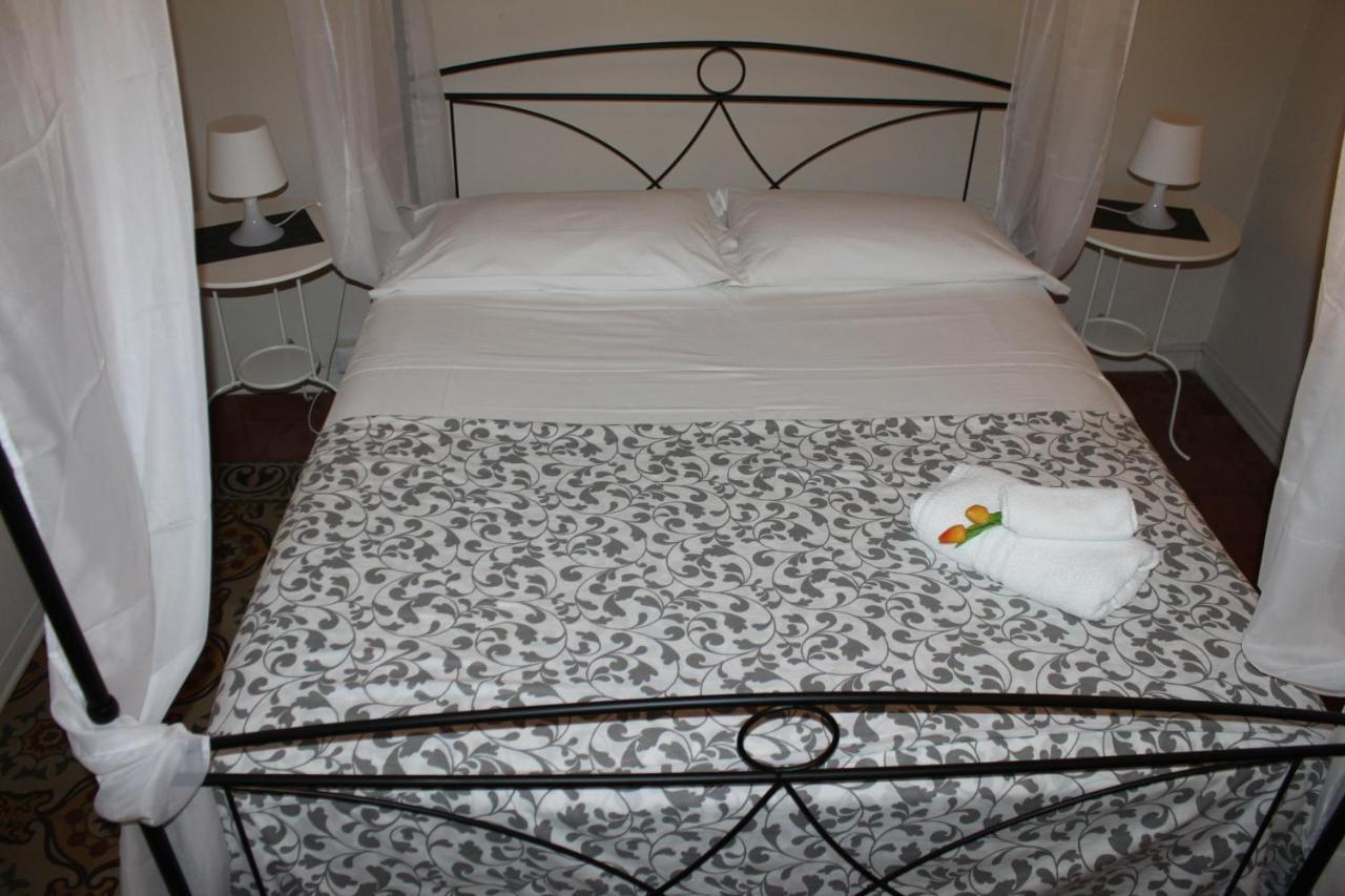 I 2 Puttini Bed & Breakfast Catania Bagian luar foto