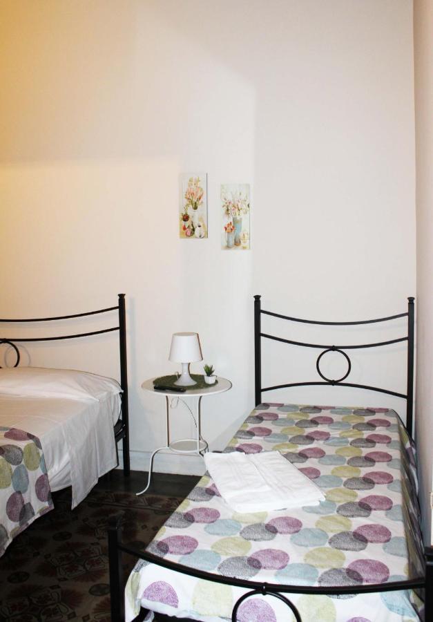I 2 Puttini Bed & Breakfast Catania Bagian luar foto