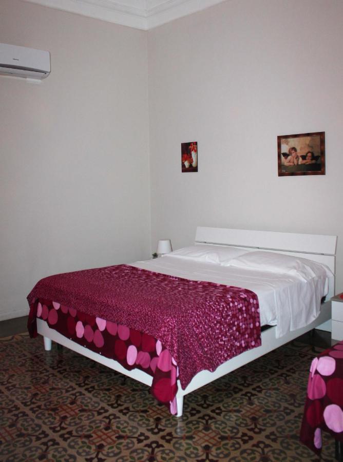 I 2 Puttini Bed & Breakfast Catania Bagian luar foto