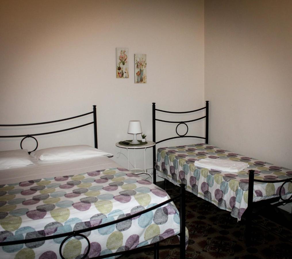 I 2 Puttini Bed & Breakfast Catania Bagian luar foto
